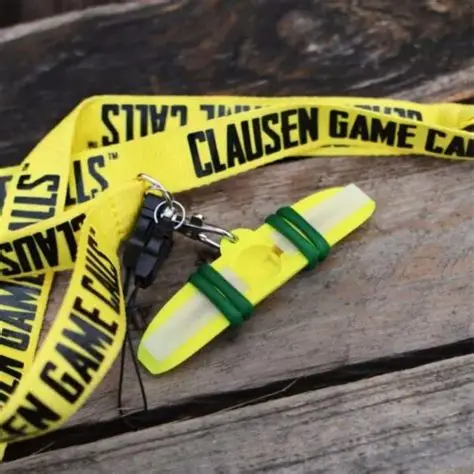 Vabilica Clausen Lanyard- vezice za vabilice – Lovački Lokeri i Vabilice
