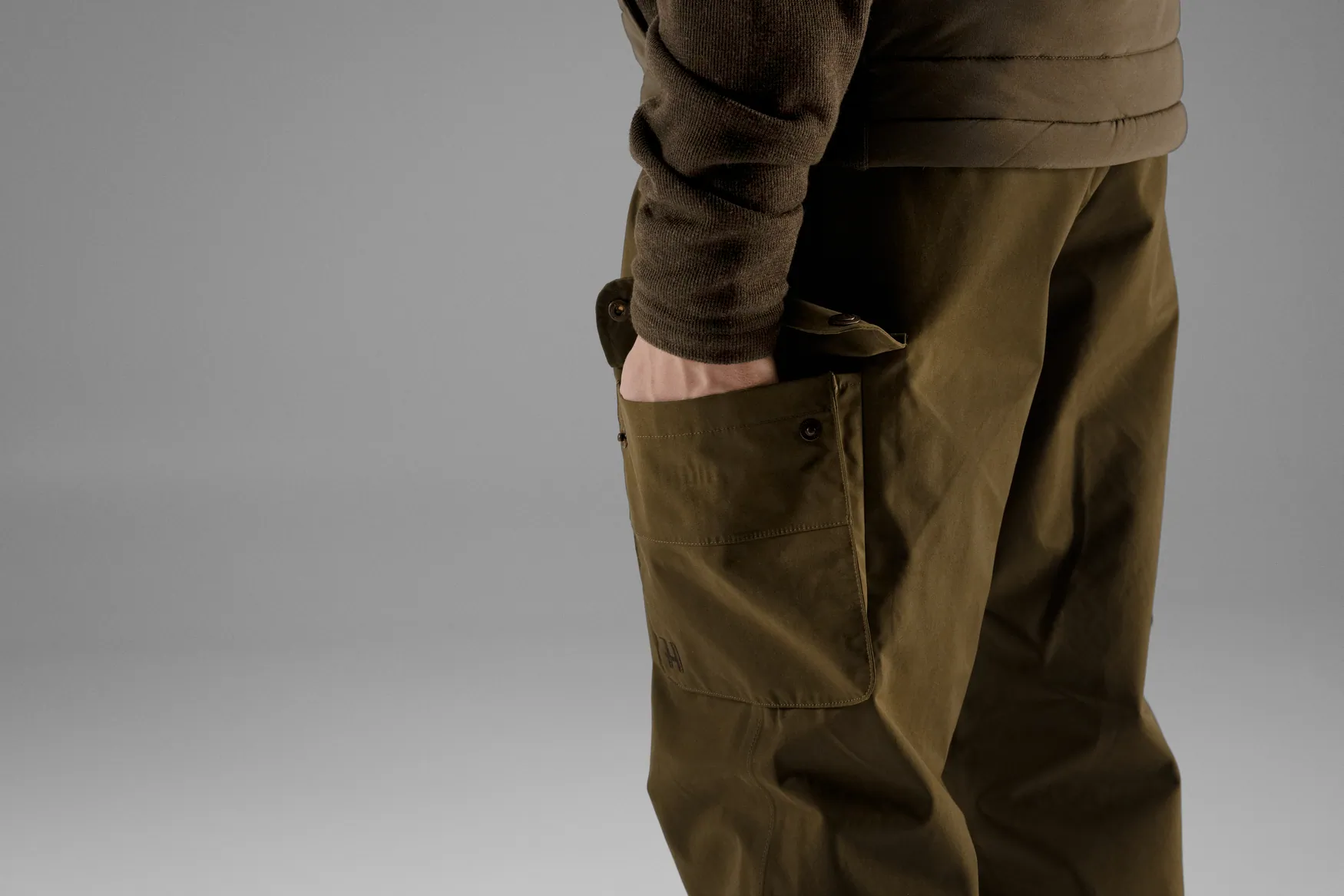 Harkila pantalone Retrieve Light boja Dark warm olive,vel. 52 – Harkila – Lovačke Pantalone – slika 2