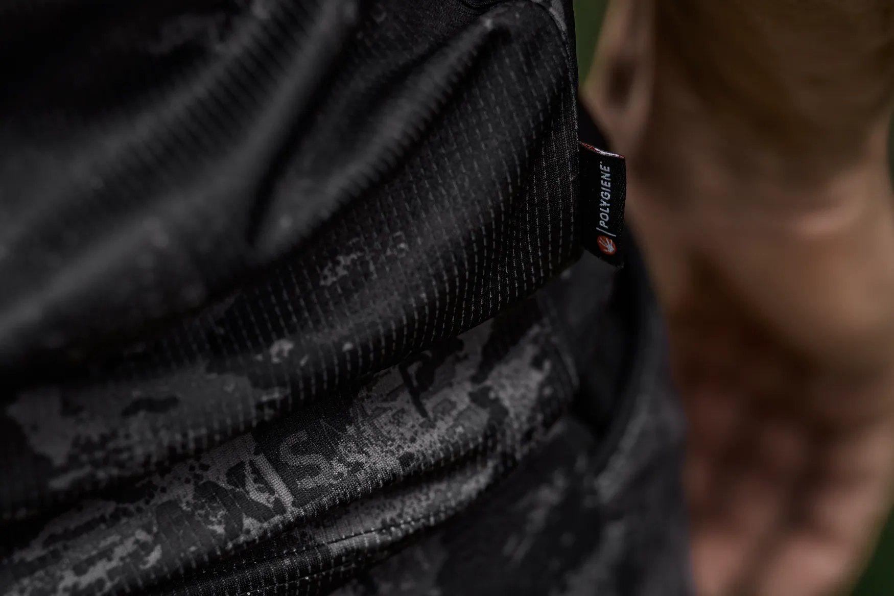 Harkila majca NOCTYX camo S/S AXIS MSP boja crna, vel.2XL – Harkila – Lovački Džemperi/Duksevi/Majice – slika 3